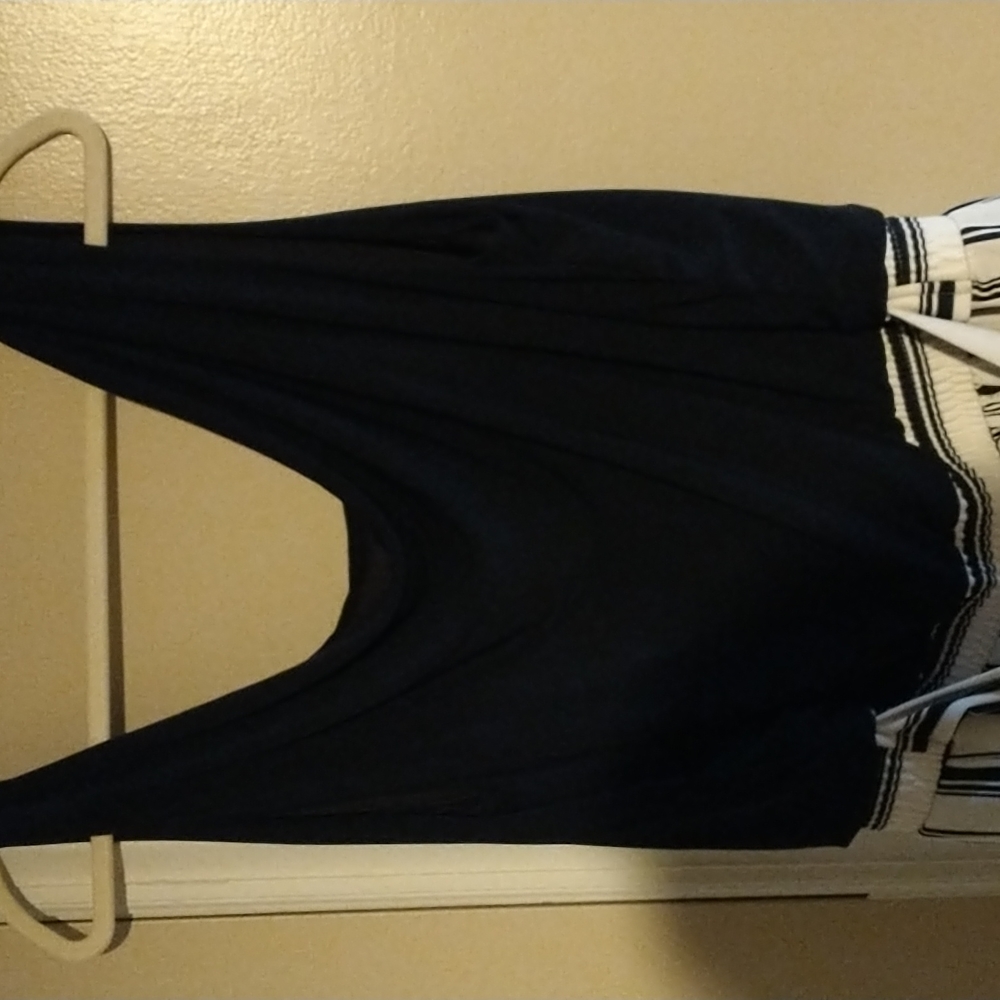 Jumpsuit - Picture 2 of 4